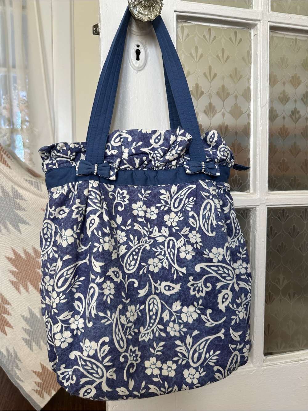 Naraya Tote Bag with zipper